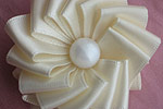 DIY: Medallion Bow
